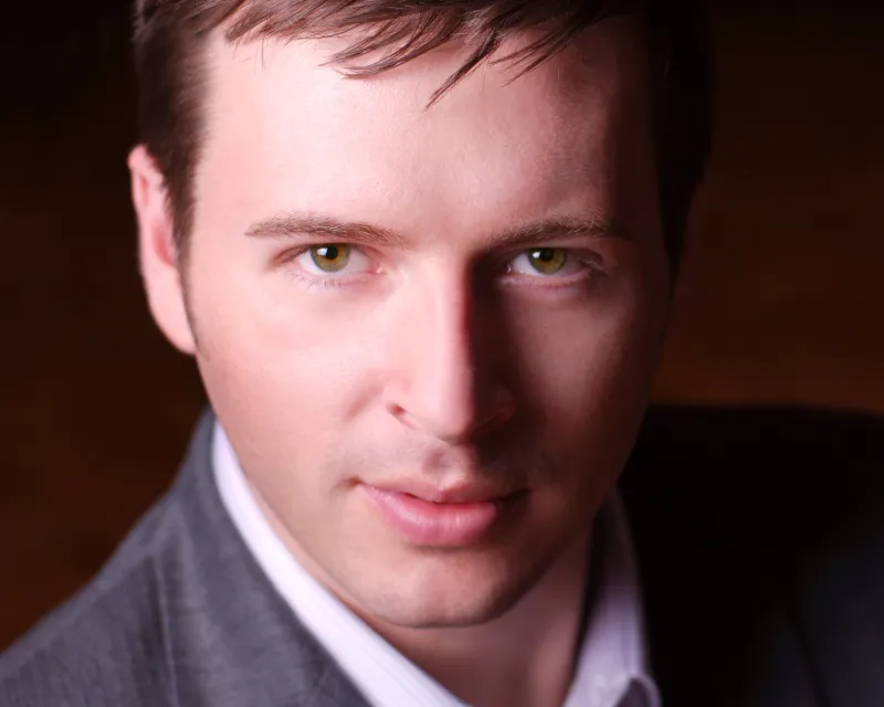 Sean McKnight Headshot