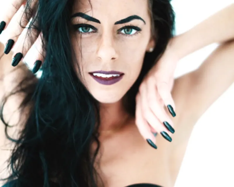 Jennie Begley Headshot Full