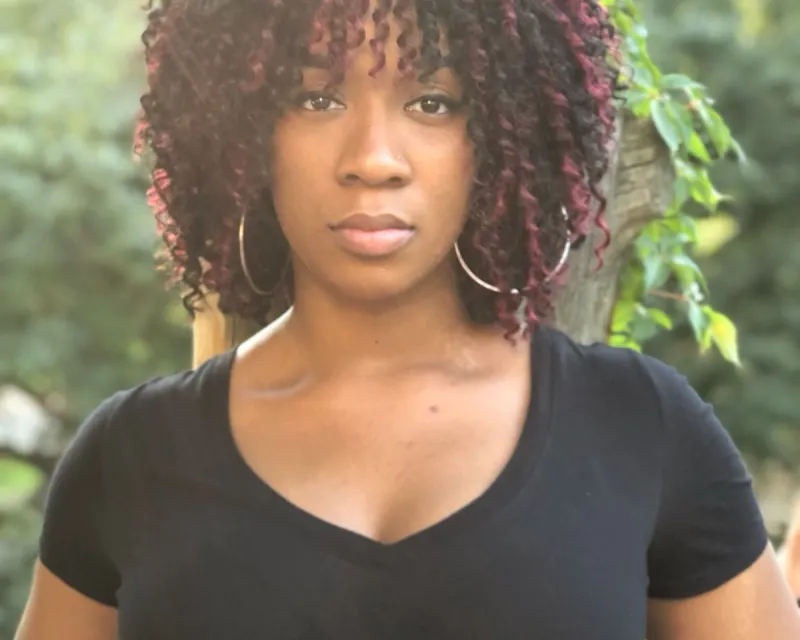Tracey George Headshot