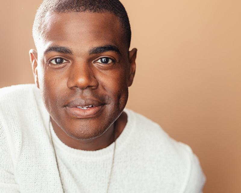 Ahmad Simmons