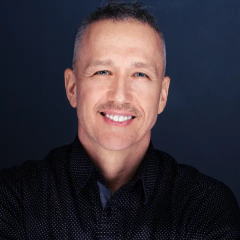 Brian Thomas Headshot
