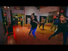 Preview image for the video "House Class - KAMILI".