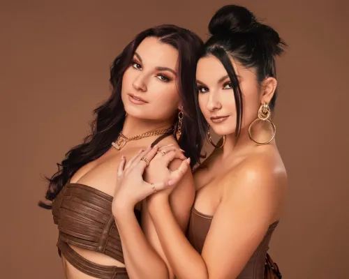 Anna and Rachel Melendres