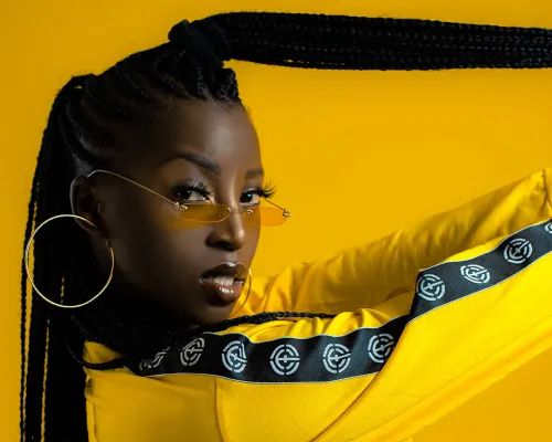 Lady Cun Faya Headshot