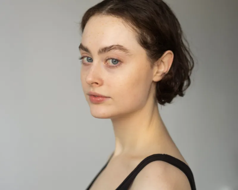 Chloe Crenshaw Headshot